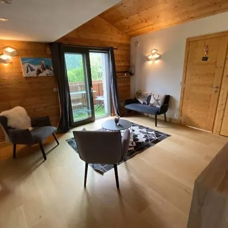 An Awesome Apartment Of 70M² Close To The Center *