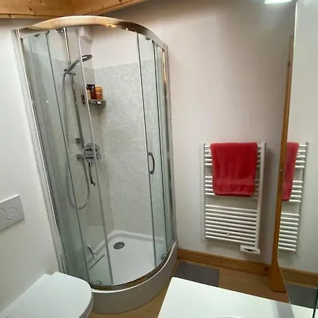 아파트 An Awesome Apartment Of 70M² Close To The Center 샤모니